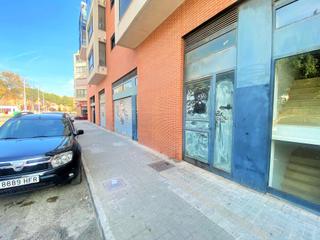 Local Comercial a Carrer de barcelona 7. Excelente oportunidad, junto al ceu san pablo y la estación del
