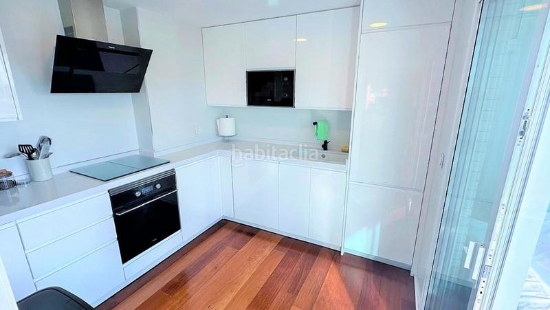Foto af886d23-6a9d-44cc-bbf1-8343fc274e02. Piso en Penya-Roja - Avda. Francia Valencia