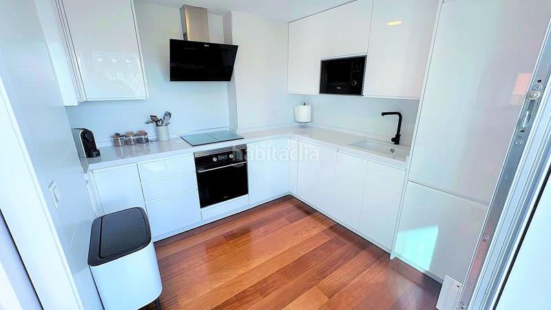 Foto ffb5859d-769b-44b8-8251-a994efc62c5d. Piso en Penya-Roja - Avda. Francia Valencia