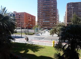 Lloguer Pis  Avinguda d'aragó. “ideal para estudiantes”, excelente vivienda con mobiliario mode