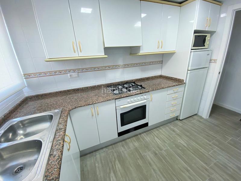 Foto 74d91cb2-c95b-4ca1-b38c-70075daab566. Rent flat in Ciutat Jardí Valencia