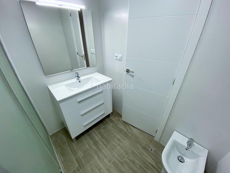 Foto aa9189b6-0645-44b4-90d1-867d382ed891. Rent flat in Ciutat Jardí Valencia