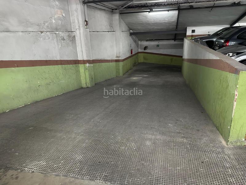 Foto adae63a7-8025-4390-be2d-f67d9b4bcd34. Autoparkplatz in carrer de la corona 37a in El Carme Valencia