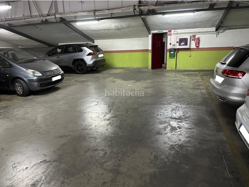 Foto f544312f-2410-4fdf-8ae6-4946e00319d0. Autoparkplatz in carrer de la corona 37a in El Carme Valencia