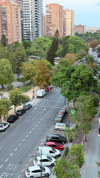 Foto 93a40e9e-441c-4b88-9618-978437309cad. Miete etagenwohnung in Ciutat Jardí Valencia