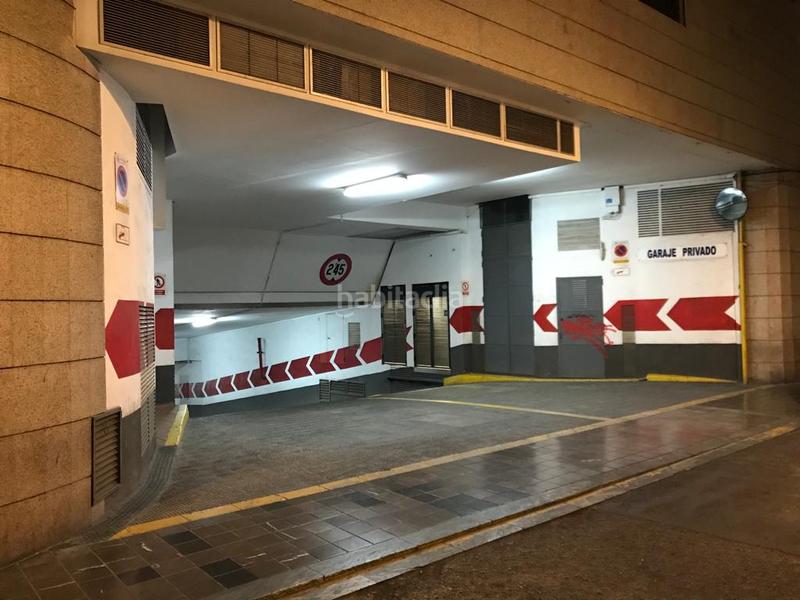 Foto f37bf423-11f6-4479-8e01-5211e6a88486. Parking coche en Sant Francesc Valencia