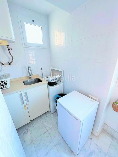 Foto 9de884dd-bede-4a93-8462-3bb3dcad3660. Rent flat with parking in El Perellonet Valencia