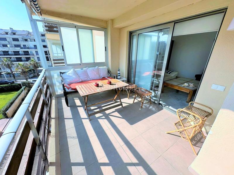 Foto a022e05f-873f-4075-bba2-d7338de23614. Rent flat with parking in El Perellonet Valencia