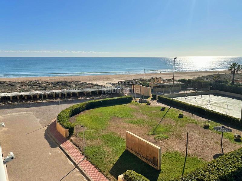 Foto d2964aa8-dd42-4e02-9cb0-508f6c9efba6. Rent flat with parking in El Perellonet Valencia