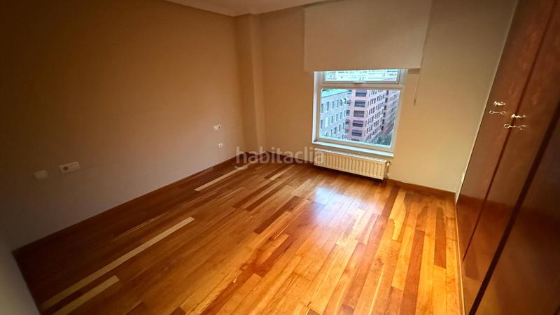 Foto 2f1049b7-2031-4b51-9069-8b6b81cf15e1. Location appartement avec chauffage parking piscine dans Valencia