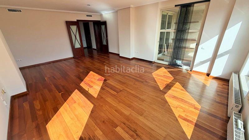 Foto 1068e6c2-0726-4303-9a53-5bfc5aba0892. Rent flat with heating parking pool in Ciutat de les Ciències i de les Arts - Justicia Valencia