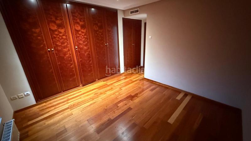 Foto af400c38-f25a-48fe-bf5d-193180264f4d. Rent flat with heating parking pool in Ciutat de les Ciències i de les Arts - Justicia Valencia