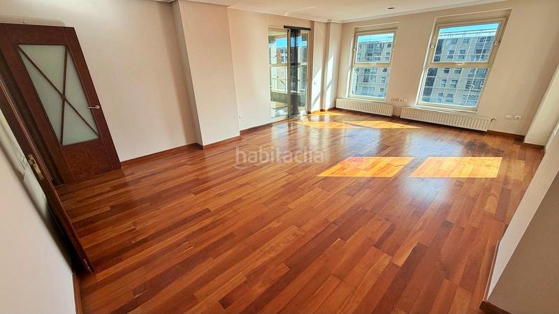 Foto cb6ce4da-69a7-43dc-8724-d02d97494573. Rent flat with heating parking pool in Ciutat de les Ciències i de les Arts - Justicia Valencia