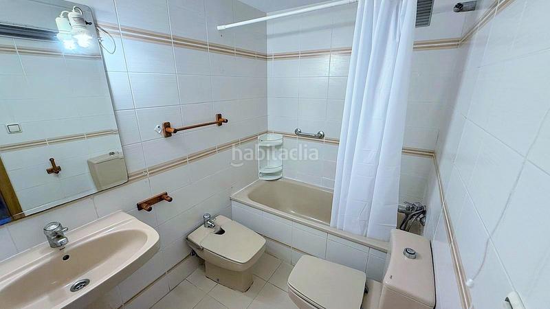 Foto b7db3739-3618-4c29-b127-5bf33bedeb8a. Affitto appartamento in carrer del doctor manuel candela 73 in Valencia