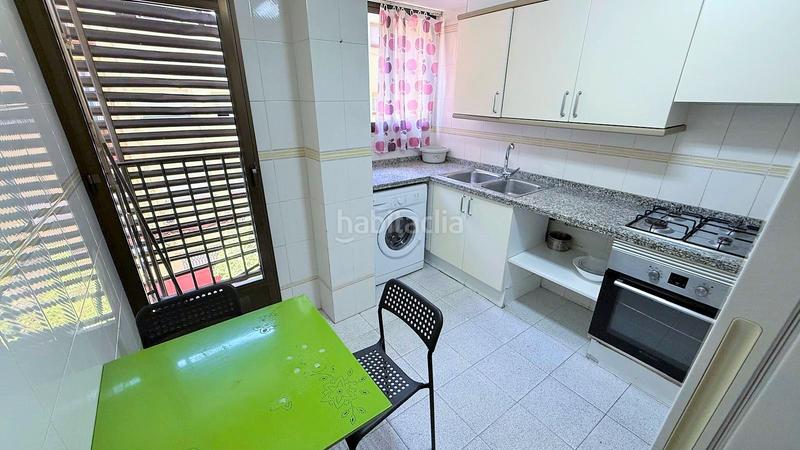 Foto dd085564-b528-41ce-8809-484e90d7bf74. Affitto appartamento in carrer del doctor manuel candela 73 in Valencia