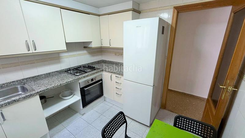 Foto 2e96cae0-fc7c-402c-bdf1-47f12541f8b8. Location appartement dans carrer del doctor manuel candela 73 dans Valencia
