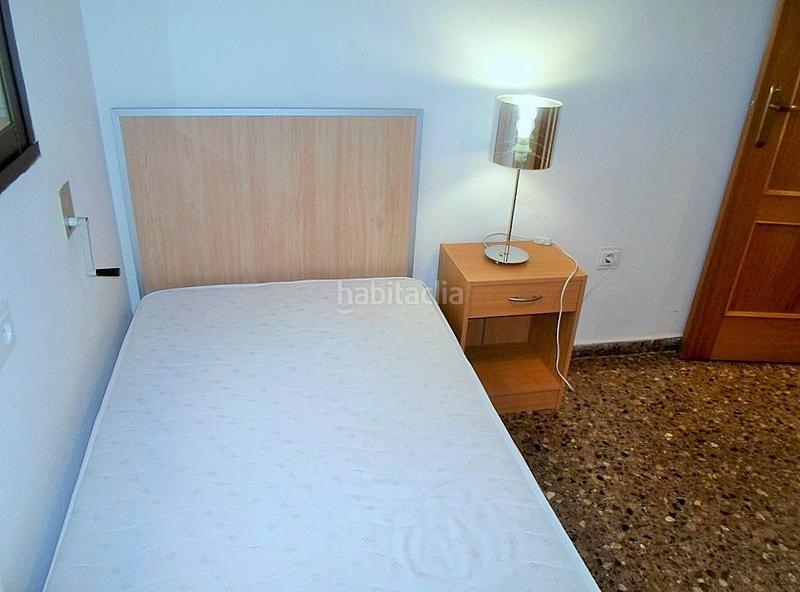 Foto 0bf477f8-c32a-42c7-b6e6-5b68c11c85e8. Location appartement dans Mestalla Valencia