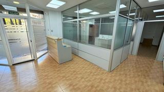 Lloguer Local Comercial a Avinguda de campanar 57