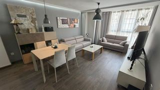 Pis  Carrer de vila-real. Oportunidad de vivienda seminueva de 144 m2 en la calle villarre
