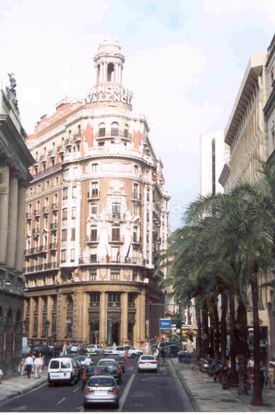 Foto 7654df9e-6bdd-42da-942d-bf299409dabf. Aparcament cotxe a Sant Francesc Valencia