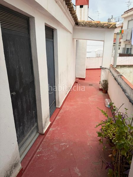 Foto b9fe3df3-f082-4585-a995-5ab3df1ea406. Pis amb calefacció aparcament a Russafa Valencia