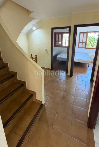 Foto b1085556-481f-44e7-894f-cc2eda3cb171. Miete chalet mit parking in Platja de la Pobla de Farnals Pobla de Farnals (la)