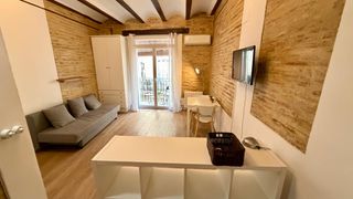 Lloguer Estudi  Carrer de calatrava. Bonito loft totalmente reformado de 40 m2 en el corazón del carm