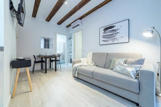 Miete Etagenwohnung  Carrer del bisbe