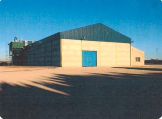 Nave industrial en Calle cartagena 16b. Almazara con laboratorio y maquinaria