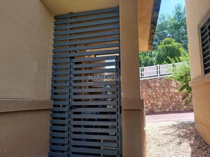 Foto b52ae2dd-9cc3-4946-b0b5-158949b3fa0b. Chalet en urbanización bosque u14 25 chalet independiente en urbanizacion El Bosque en Chiva