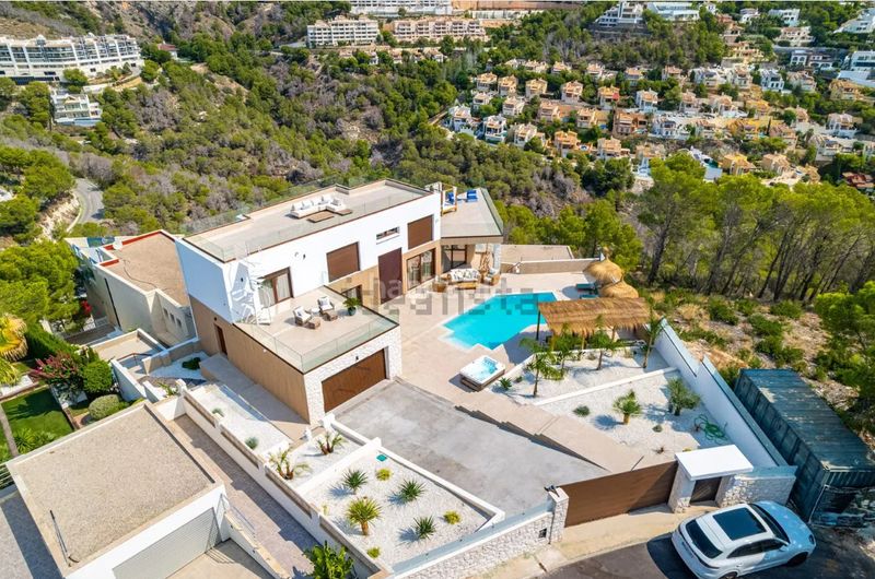 Foto 418fb5f9-f12e-47f8-b253-22168d2a4438. Xalet a Altea hills 58 a Mascarat Altea