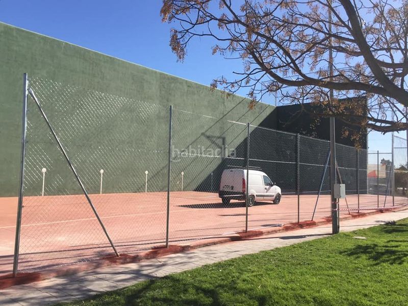 Foto 1479fab5-682a-4418-b4b6-823f2890efd4. Xalet amb calefacció piscina a Cumbres de Calicanto Torrent