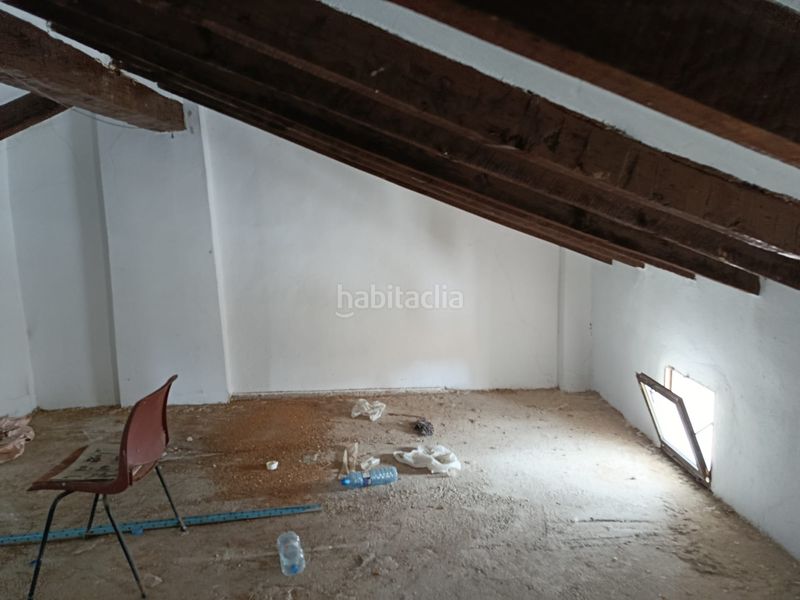 Foto 4a2acb7b-1cb1-4811-9d66-5fab34122311. Casa adossada a carrer baix 9 a Vallés