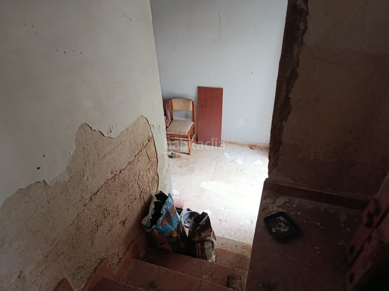 Foto 4b5a9d29-81a1-4729-83fe-25c5b2497303. Casa adossada a carrer baix 9 a Vallés