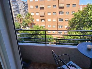Piso  Carrer del pintor maella. Piso en el corazon de valencia
