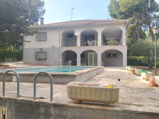 Chalet en El Bosque