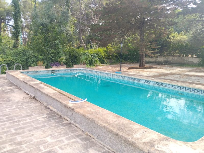 Foto dc0a69d1-2587-4226-847b-cc8f14f447c4. Xalet amb xemeneia calefacció aparcament piscina a Chiva