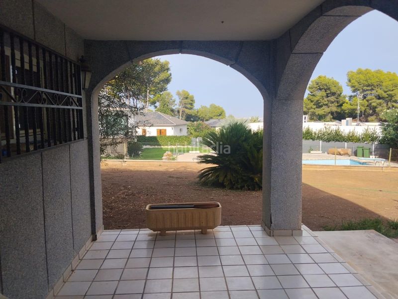 Foto e01b777a-e18f-4c87-9cea-fa1ac0a4ab07. Xalet amb xemeneia calefacció aparcament piscina a Chiva