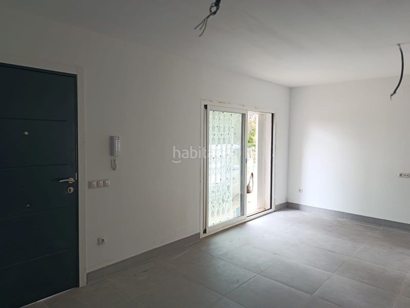 Foto b6afe0d3-f938-4d0f-81c0-84444c992229. Affitto casa bifamiliare in calle camino los felipes 27 in Godelleta