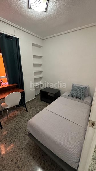 Foto d3d73339-9158-4996-b6fd-c7961479cf58. Pis amb calefacció aparcament a Aiora Valencia