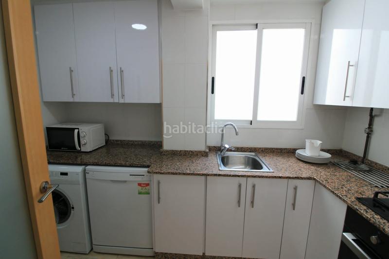 Foto b63e1759-f810-4b2a-84e5-72227804d357. Alquiler piso en Ciutat Jardí Valencia