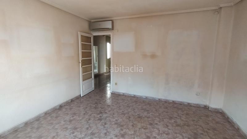 Foto bd69b24d-5c7b-405e-8011-f0ff307216ff. Pis a Arrancapins Valencia