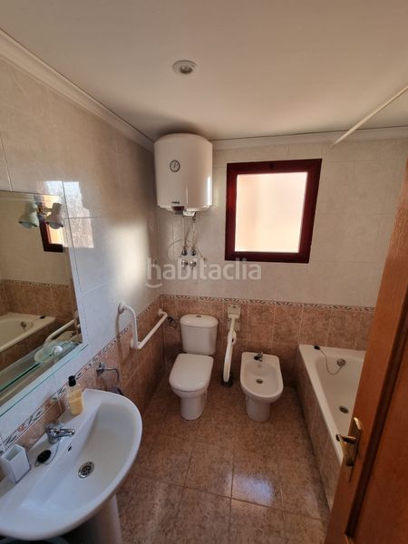 Foto abbdf3db-486f-46e4-9dc1-60df85d4cc9b. Rent flat in carrer illa d'amboto 1 in Las Islas Sagunt