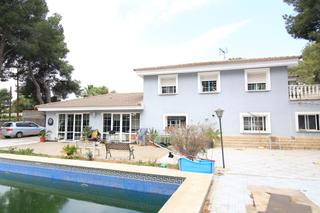 Chalet  Carrer vinaroz