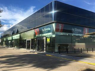 Lloguer Local Comercial a Carretera de sils 49. Naves comerciales