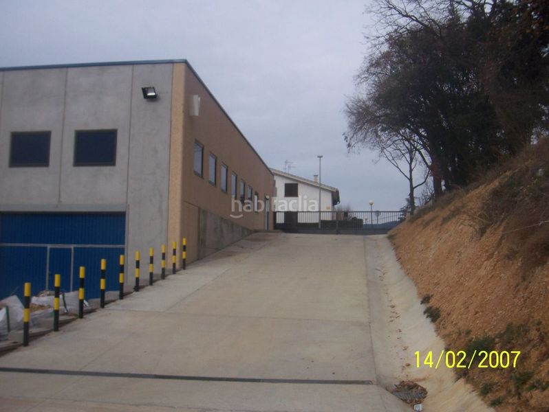 Foto b507d0dd-d1bf-4688-8e15-389b463c2906. Lloguer local comercial a carretera de sils 49 a Santa Coloma de Farners