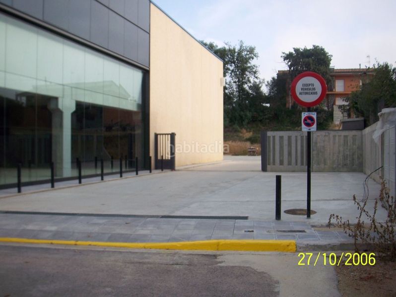 Foto e6c26ec1-7b48-4e6c-aff5-9978d0092ff7. Lloguer local comercial a carretera de sils 49 a Santa Coloma de Farners