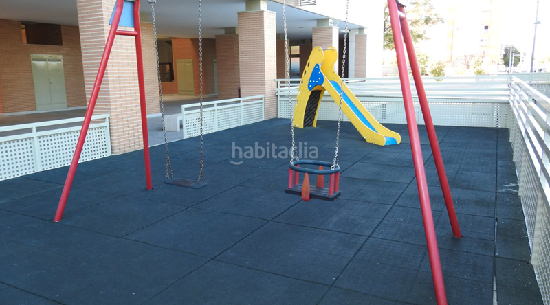 Foto a995f346-7c38-430e-9f11-0e6cbf2bb67c. Piso en El Bercial Getafe