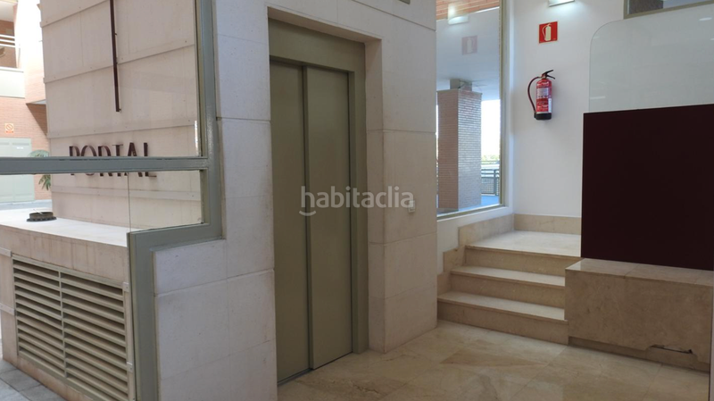 Foto b0b916d3-f252-400b-b7d6-77a50ed1d7ac. Piso en El Bercial Getafe