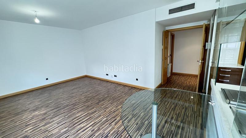 Foto b3fd8d6f-729c-41ee-aa62-5b819df6fa63. Piso en El Bercial Getafe